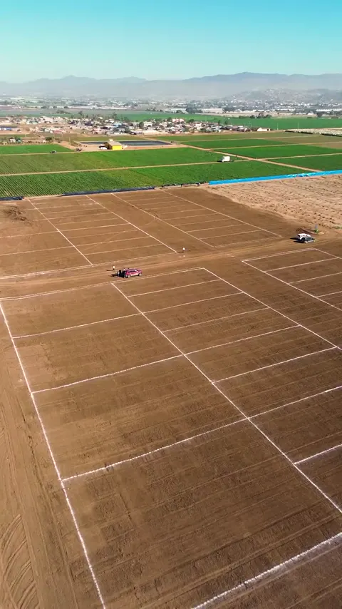 Recorrido aéreo sobre los terrenos